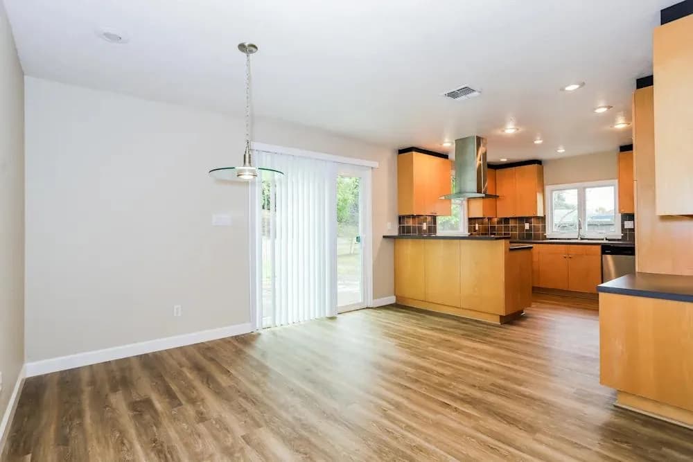 Single family home available — house rental in Roseville, CA