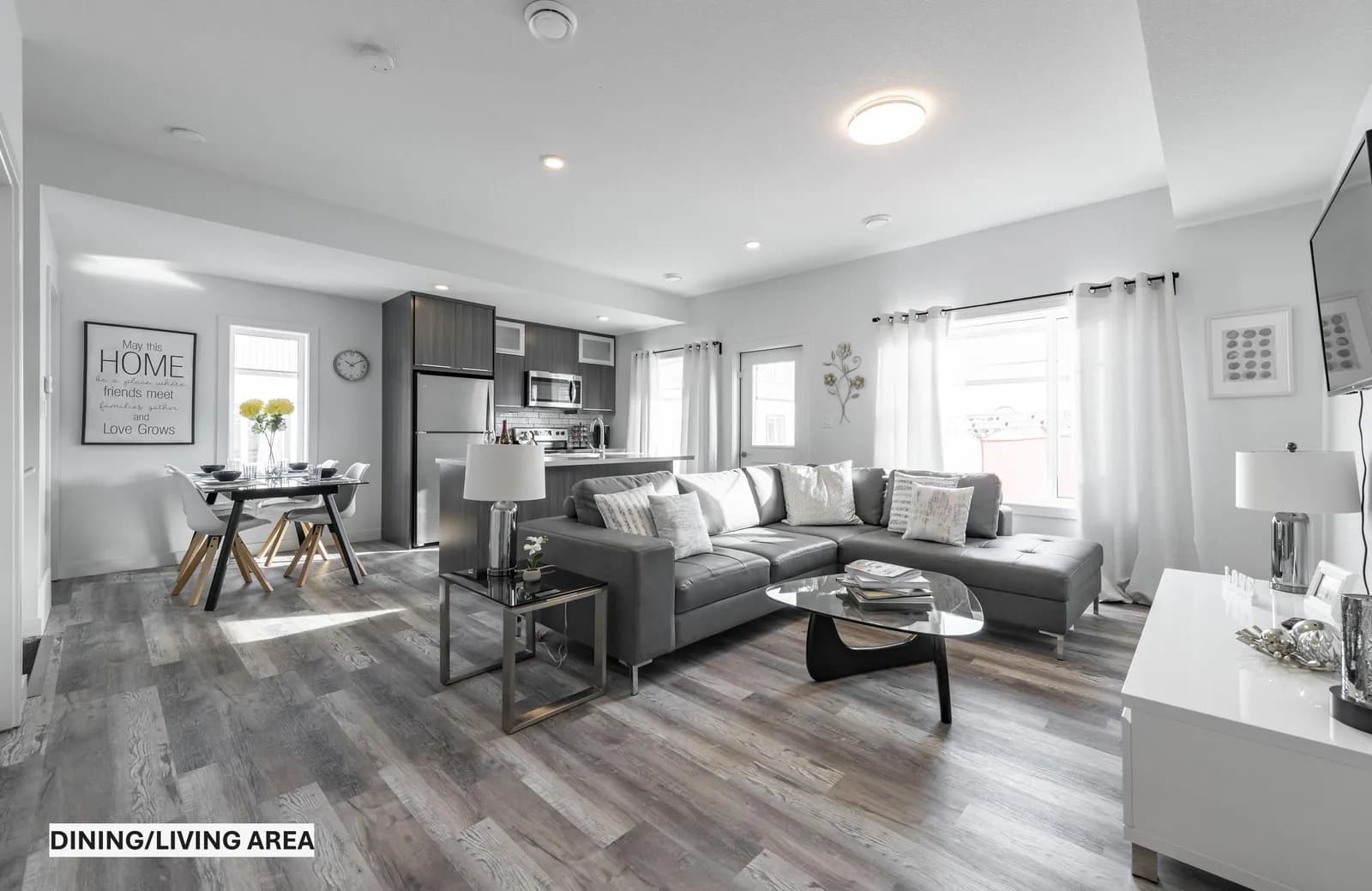 2 BED & 2 BATH PLUS SINGLE GARAGETOWNHOMES