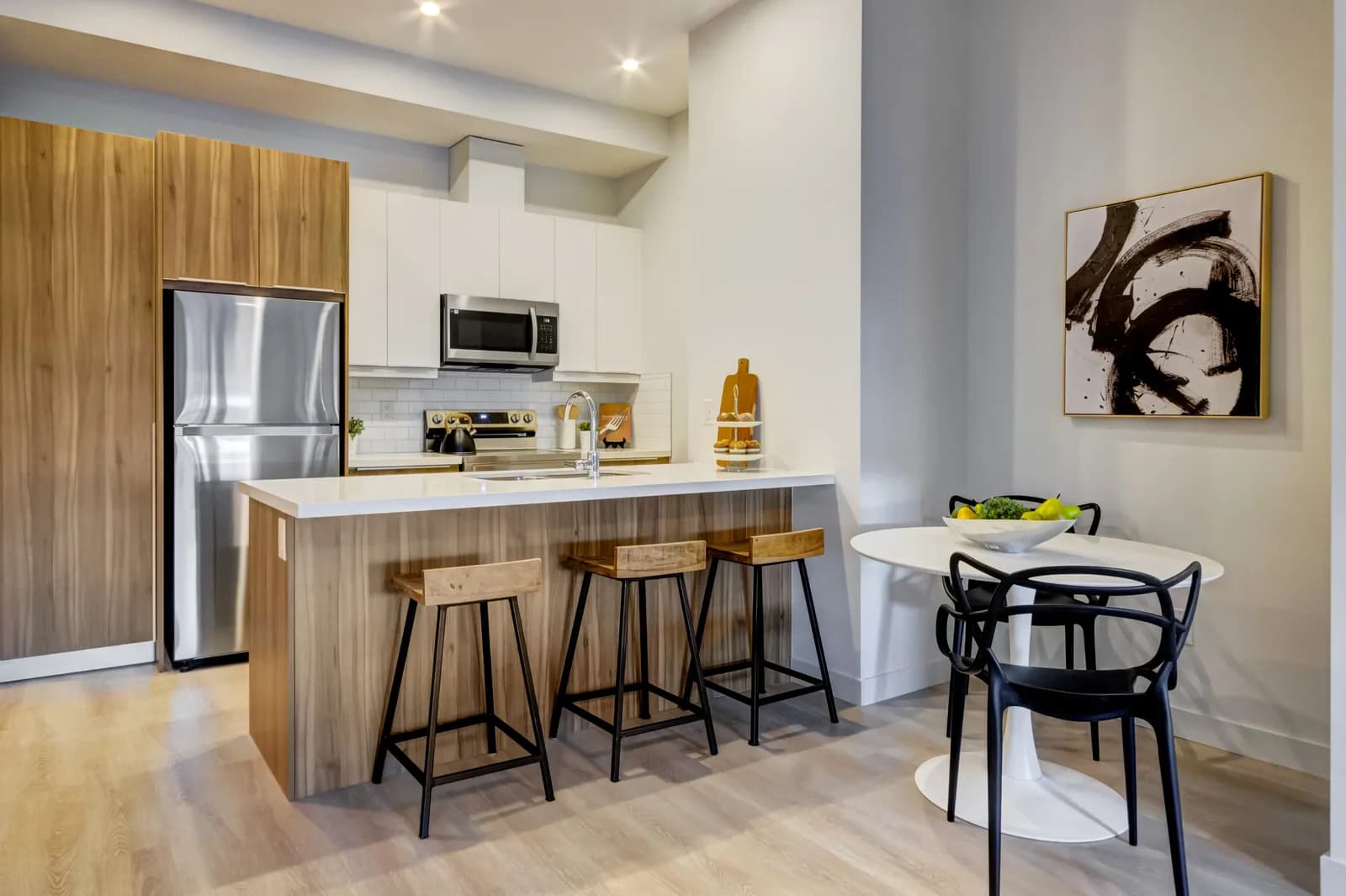 BRAND-NEW LUXURY APARTMENTS FOR RENT