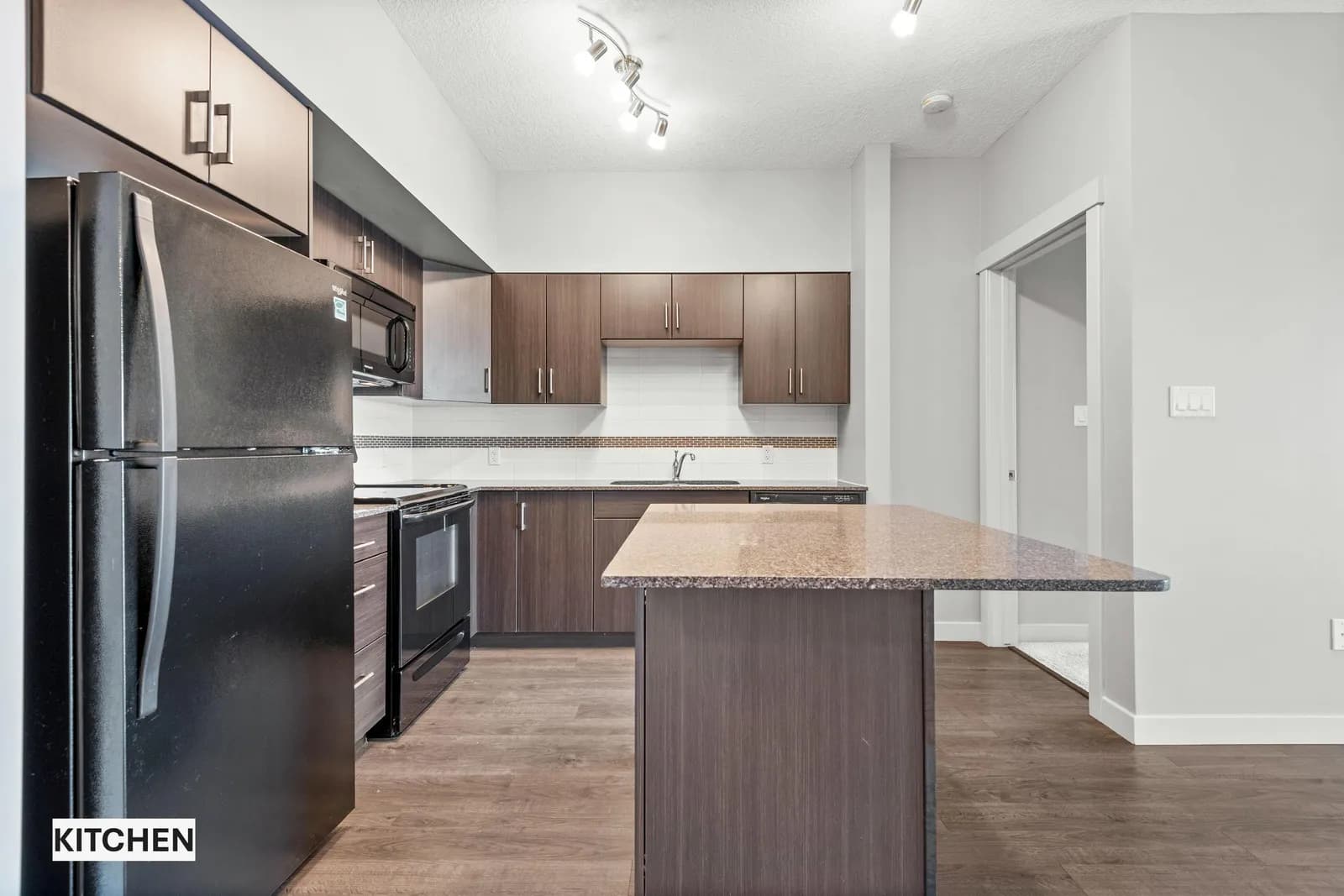 2 BED + 2 BATH APARTMENTS