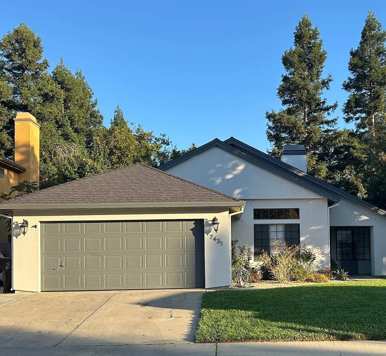 this house is situated in a very quiet culdesac