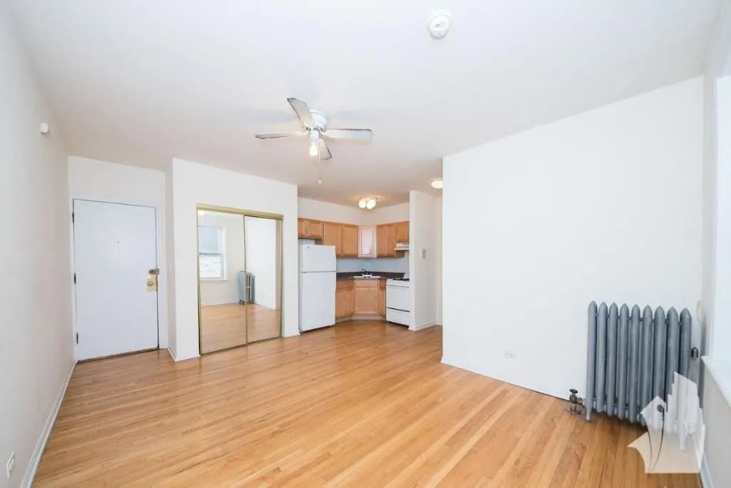 Dakin Court boasts renovated units with hardwood floors and modern kitchens.
