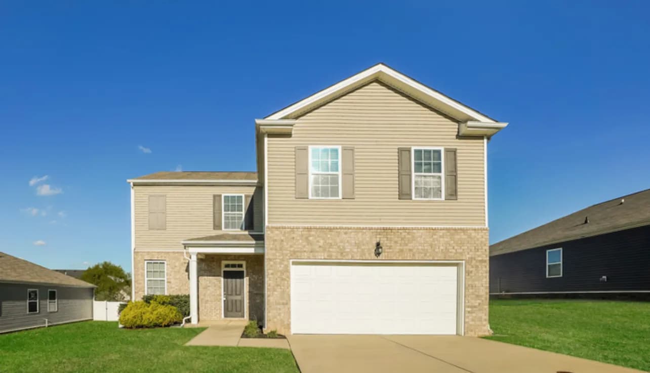 4 Bed 2.5 House
