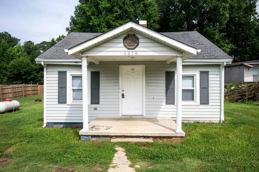 2-bedroom house in North Henderson