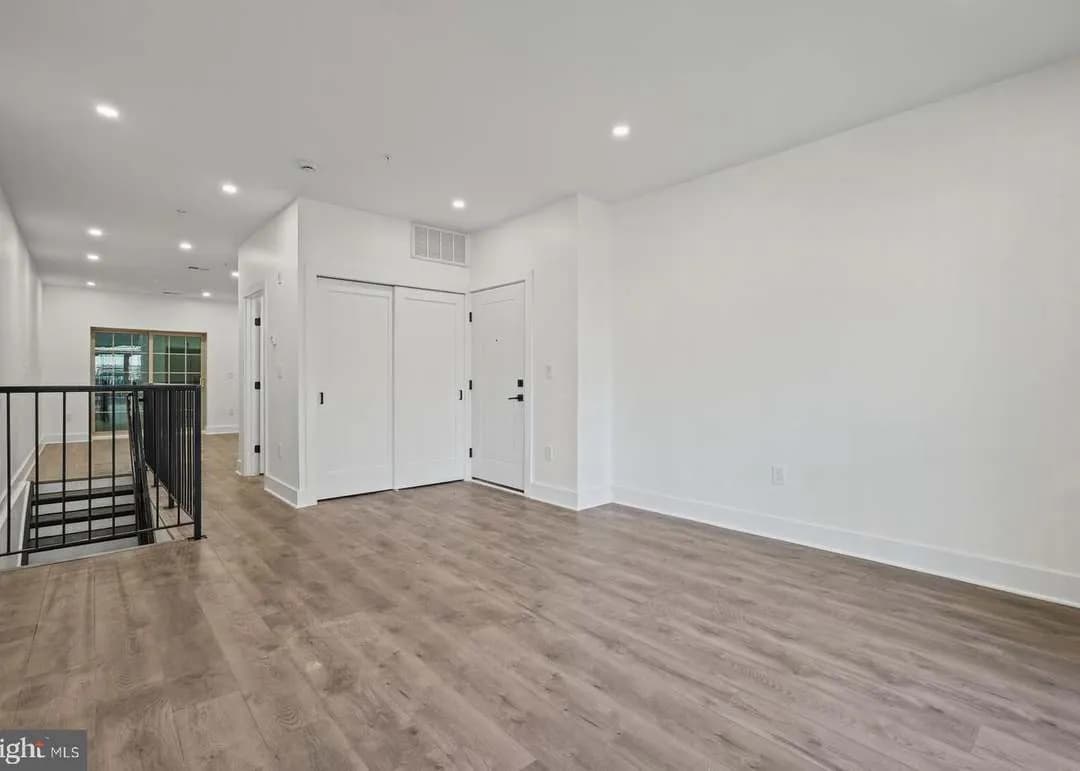 An Adorable Condo — condo rental in Washington DC, DC