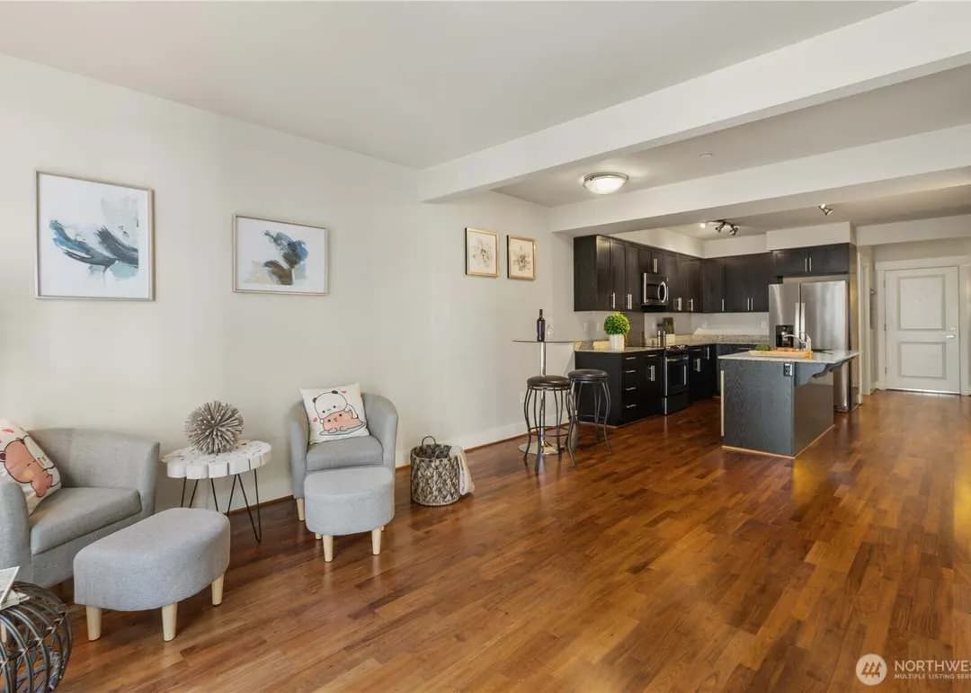 A Lovely Condo — condo rental in Seattle, WA