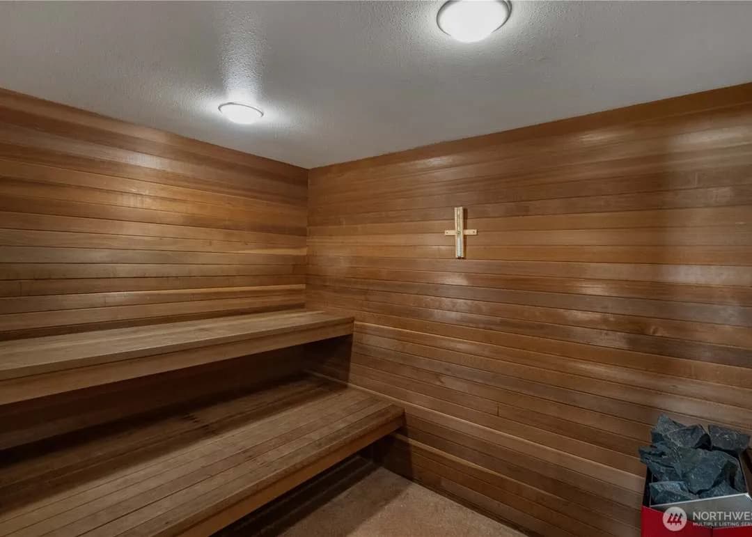 A Lovely Condo — condo rental in Seattle, WA