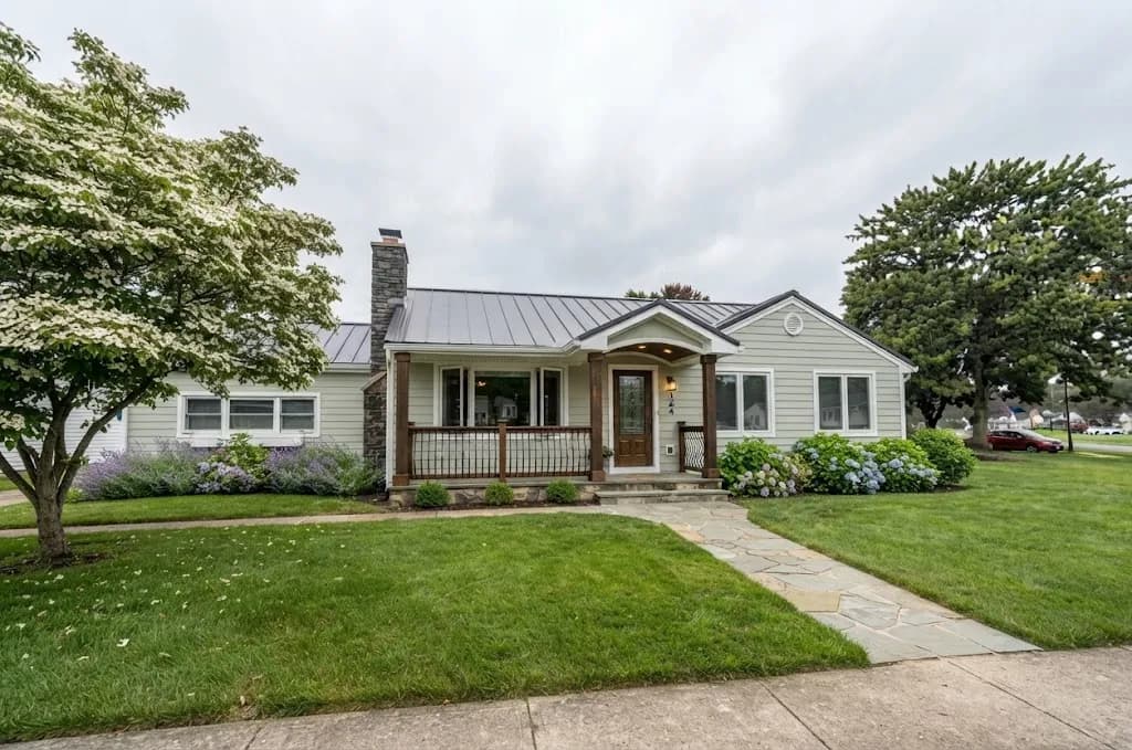 3-bedroom house in Youngstown — house rental in Youngstown, OH